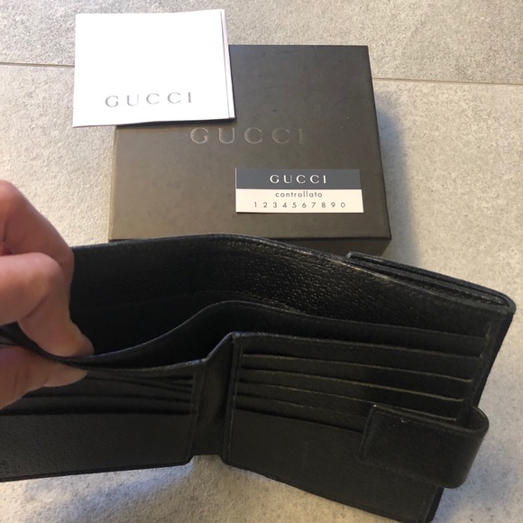 Gucci GG Monogram Bifold Black Leather Wallet - Picture 6 of 9